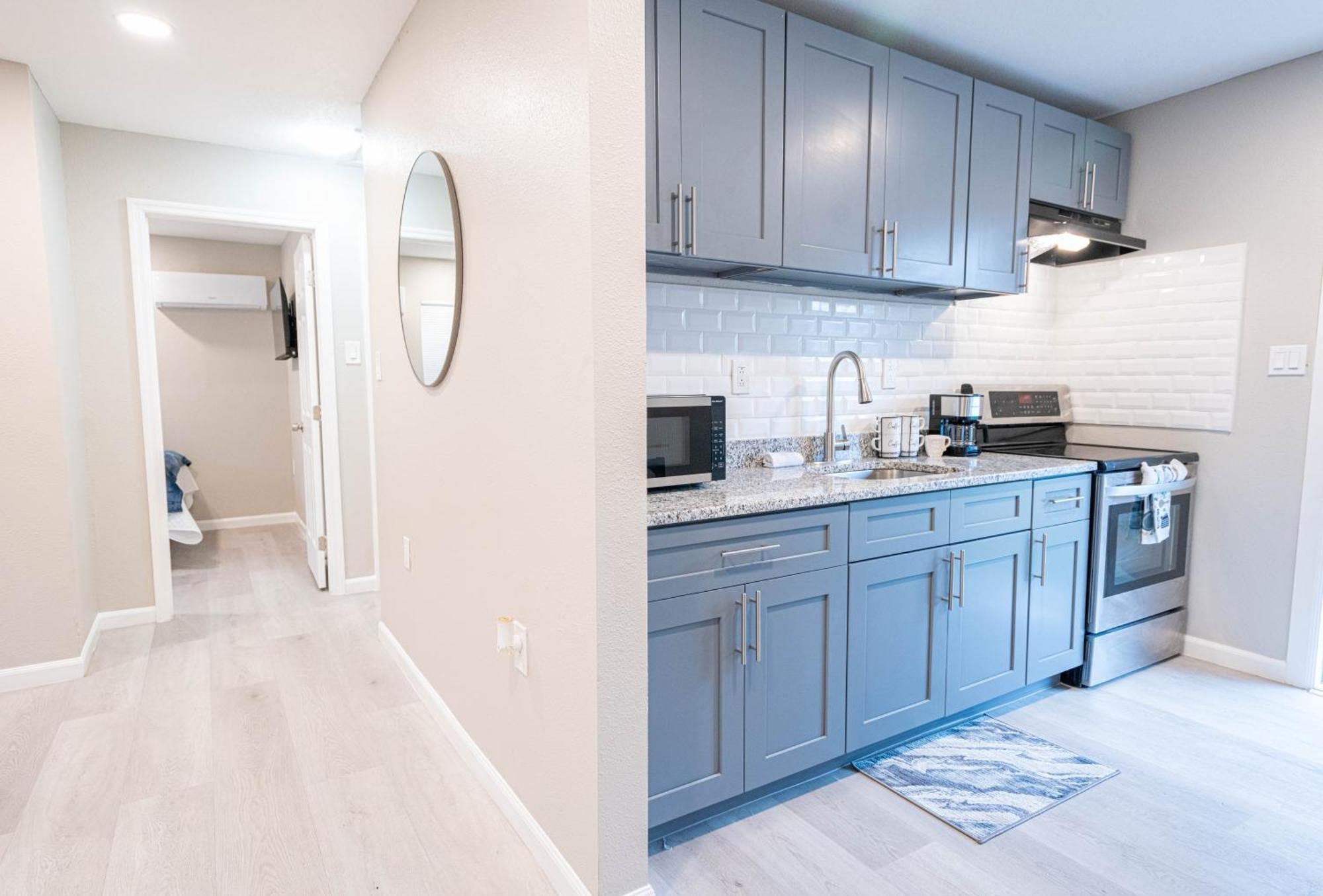 University Serenity Suites Тампа Экстерьер фото
